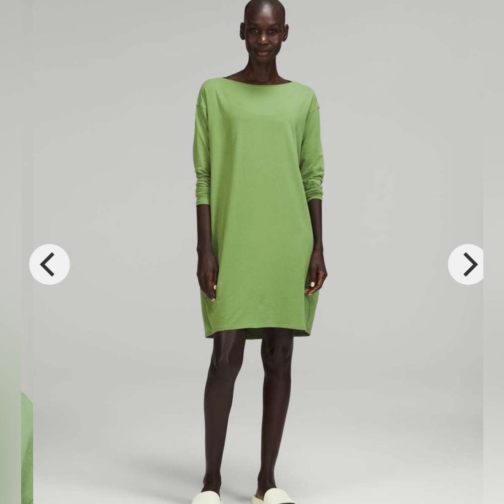 Lululemon Back in Action Dress